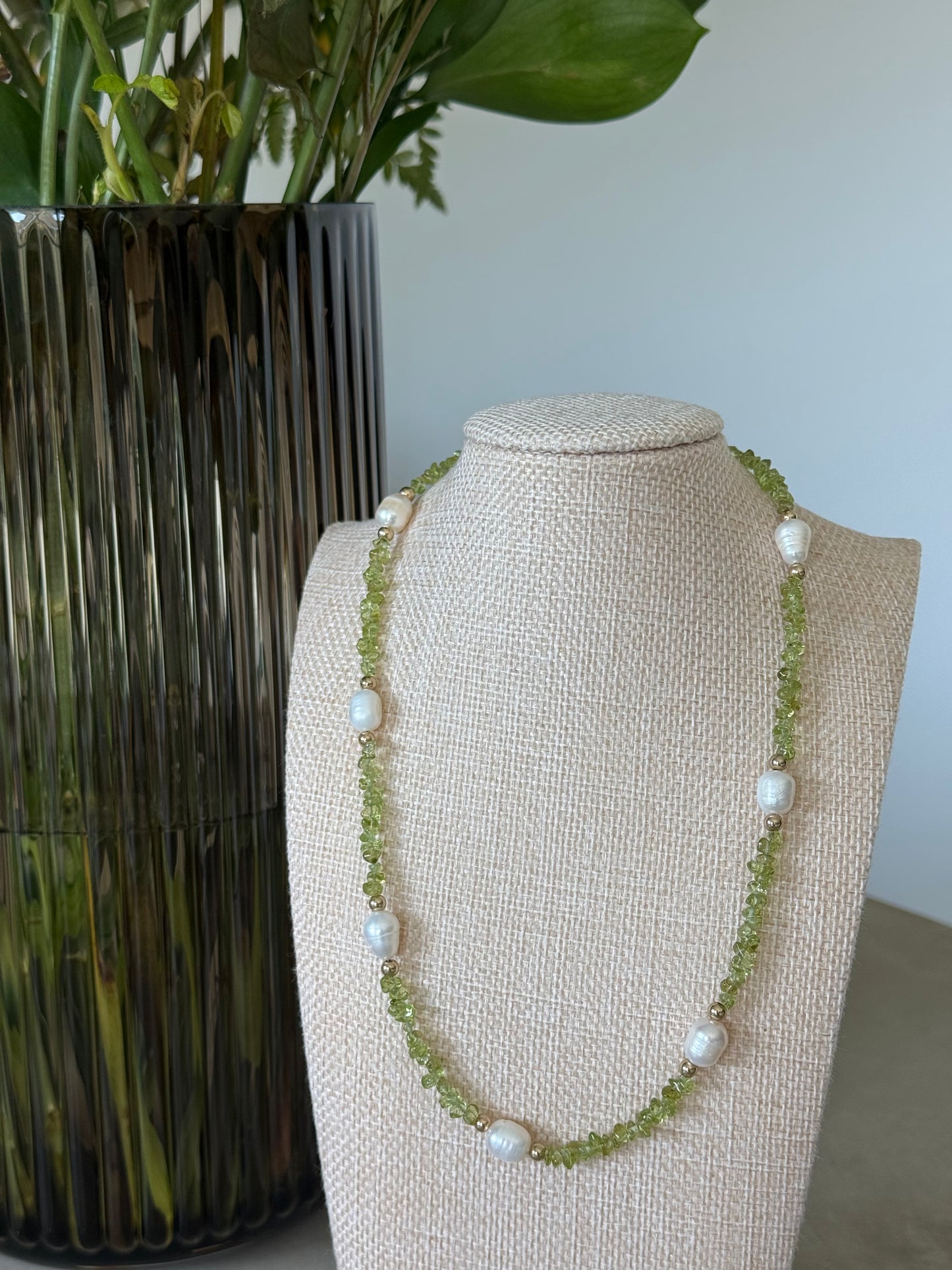 Peridot x Freshwater Pearls Necklace