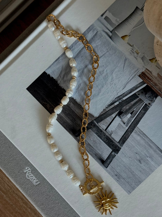 The Solène Necklace